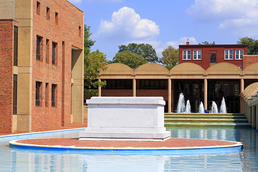 Tomb, Martin Luther King Jr. National Historic Site, Atlanta, Georgia, United States of America, North America