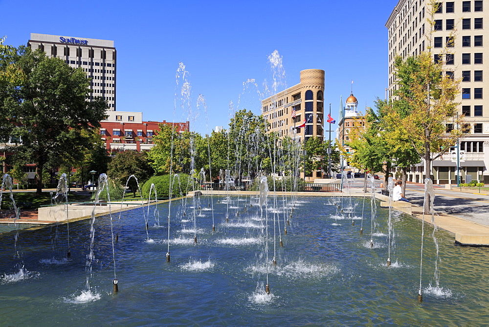 Fountain in Miller Park, Chattanooga, Tennessee, United States of America, North America 