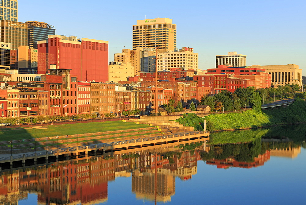 Cumberland River and Nashville skyline, Tennessee, United States of America, North America 