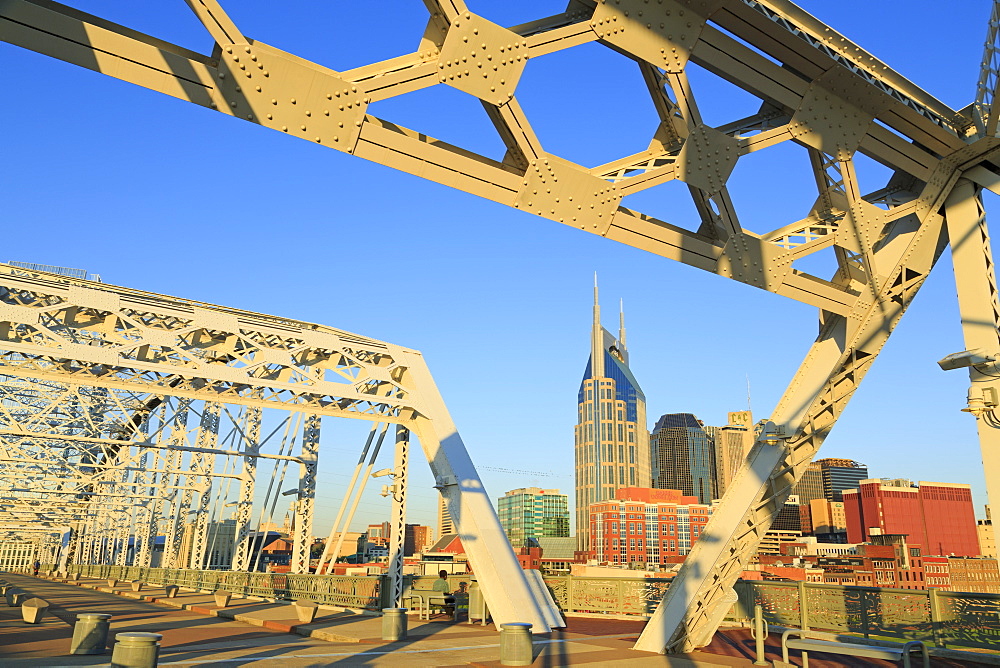 Shelby Pedestrian Bridge and Nashville skyline, Tennessee, United States of America, North America 