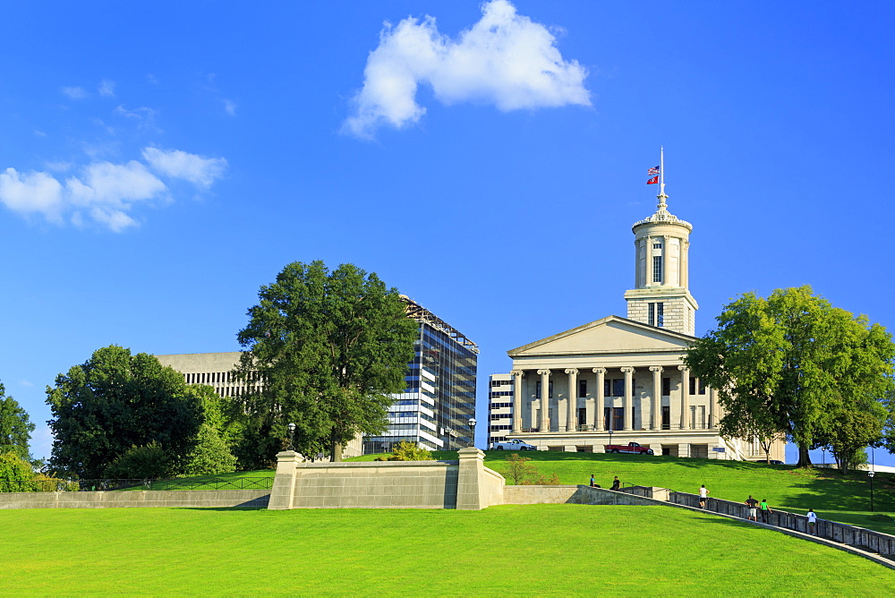 Bicentennial Capitol Mall State Park and Capitol Building, Nashville, Tennessee, United States of America, North America 