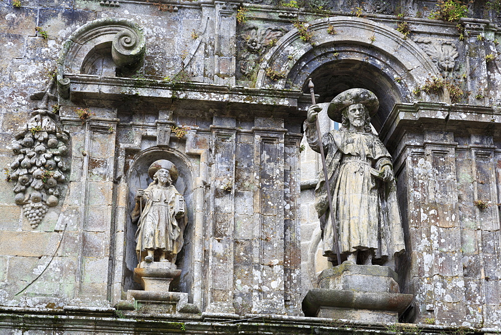 Detail on Cathedral wall in Plaza Quintana, Santiago de Compostela, UNESCO World Heritage Site, Galicia, Spain, Europe 