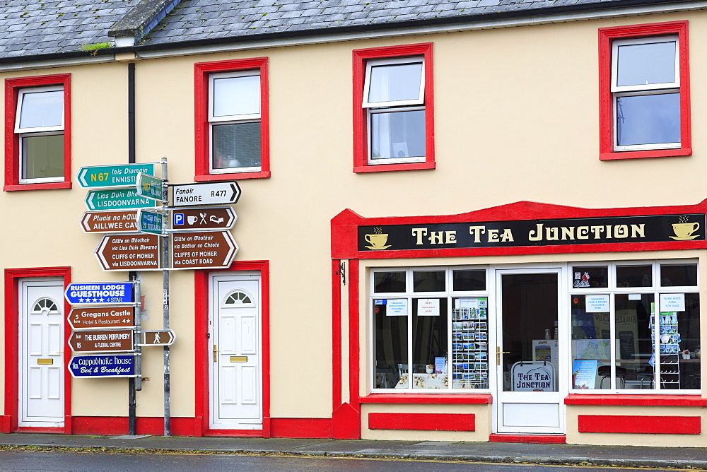 Cafe in Ballyvaughan Town, County Clare, Munster, Republic of Ireland, Europe