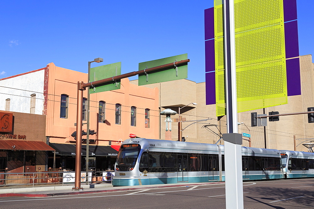 Metro Light Rail on Washington Avenue, Phoenix, Arizona, United States of America, North America