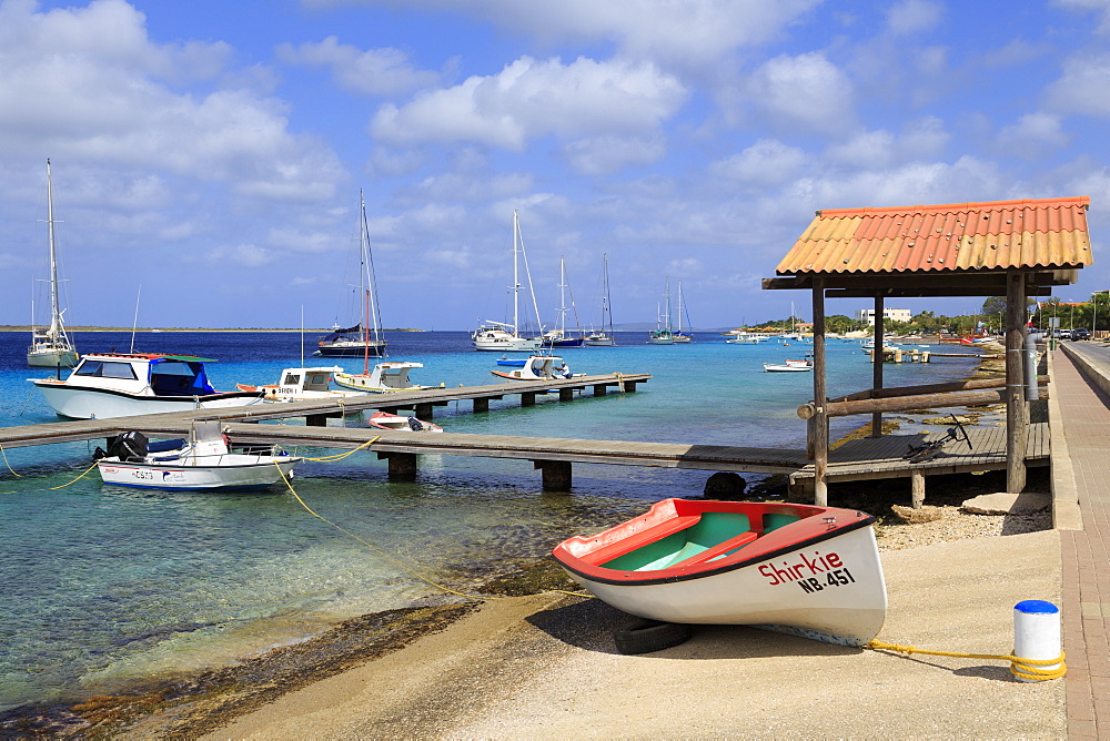 Pier on Kralendijk waterfront, Bonaire, West Indies, Caribbean, Central America