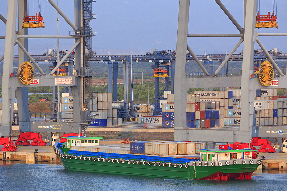 Container ship in Phu My Port, Ho Chi Minh City (Saigon), Vietnam, Indochina, Southeast Asia, Asia