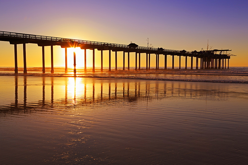 Scripps Pier, La Jolla, San Diego, California, United States of America, North America