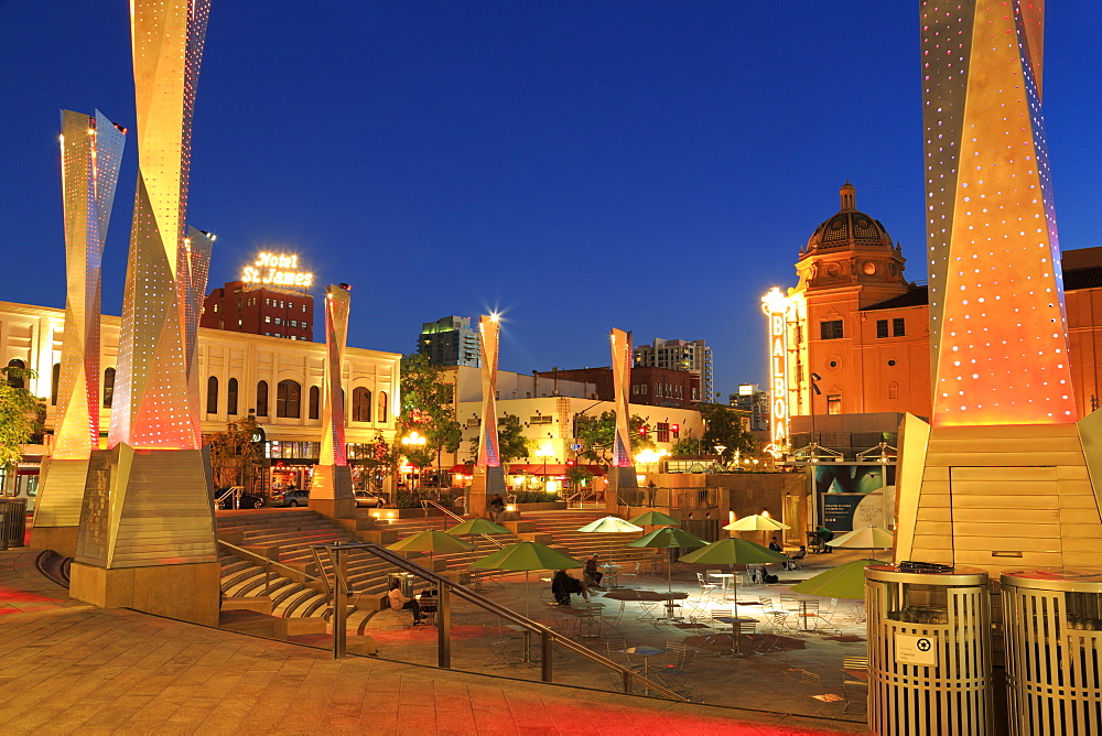 Horton Plaza Park, Gaslamp Quarter, San Diego, California, United States of America, North America