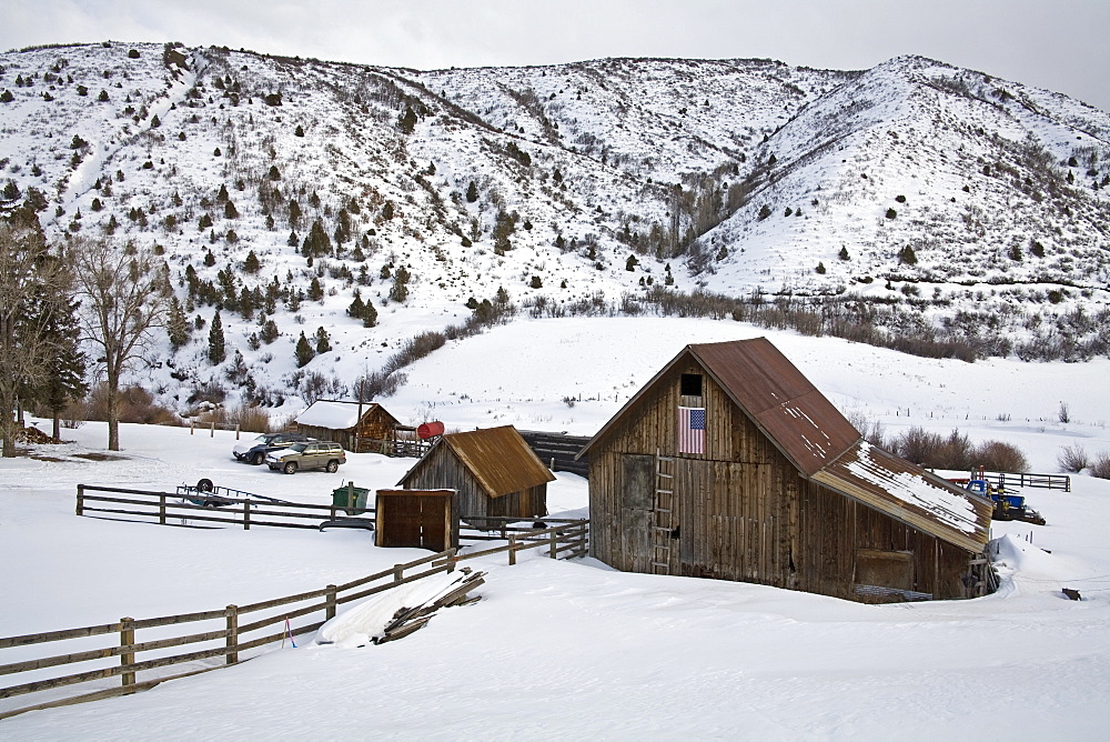 Barn near Snowmass Village, Aspen region, Rocky Mountains, Colorado, United States of America, North America