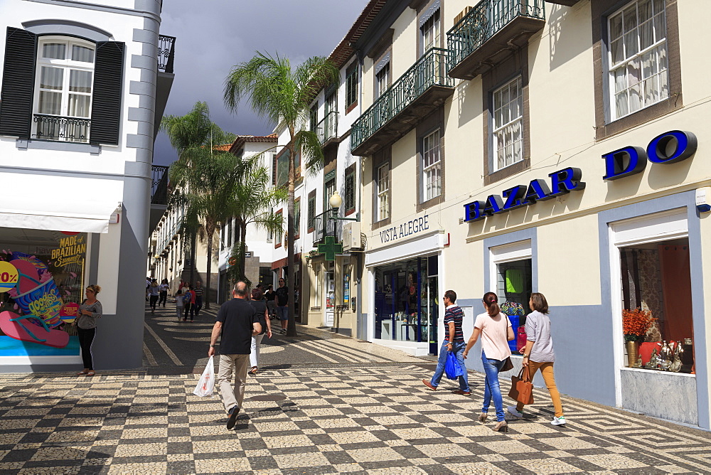 Chafariz Square, Funchal City, Madeira Island, Portugal, Europe