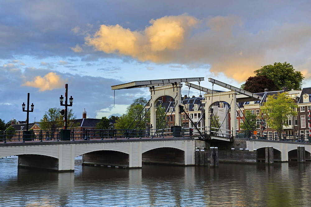 Magere Brug (Skinny Bridge), Amsterdam, North Holland, Netherlands, Europe