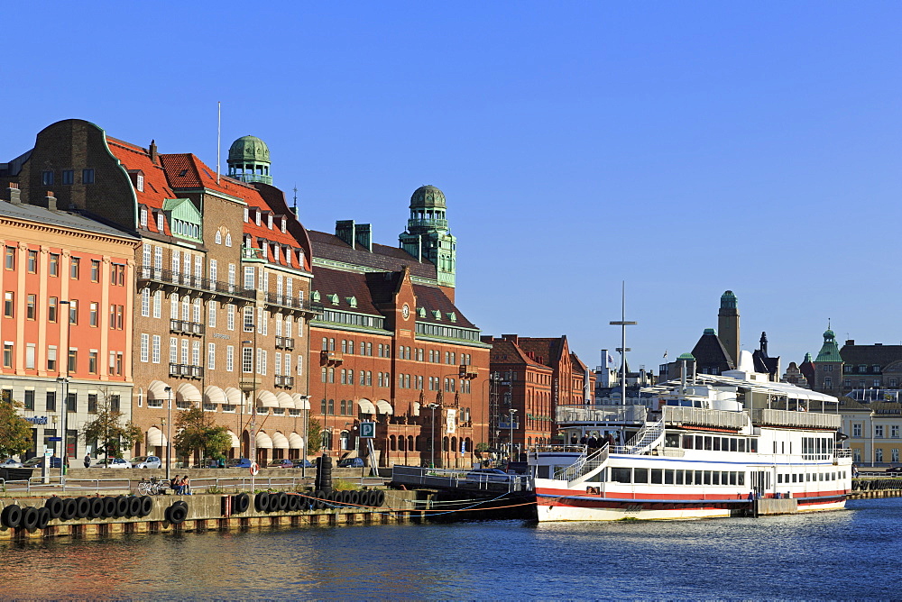 Inner Harbor, Malmo, Skane County, Sweden, Scandinavia, Europe