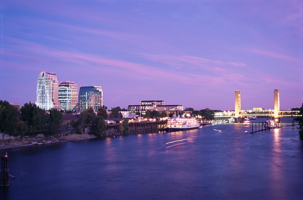 Tower Bridge and Sacramento skyline, California, United States of America, North America