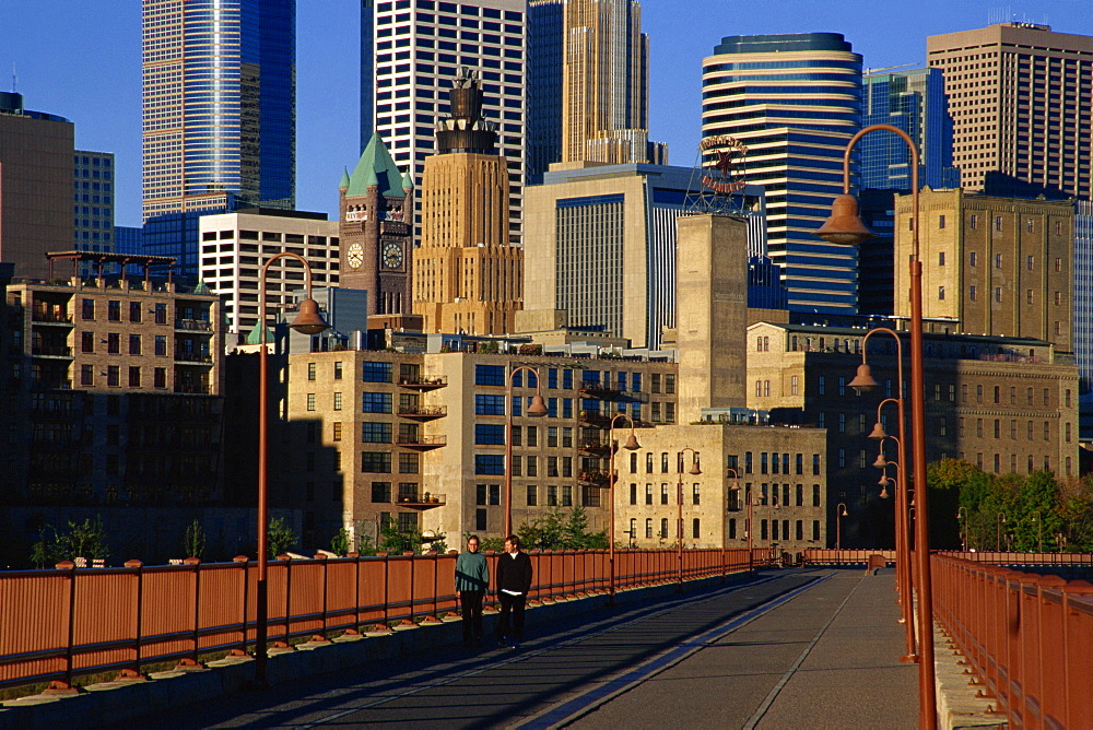 Stone Arch Bridge, Minneapolis, Minnesota, United States of America, North America