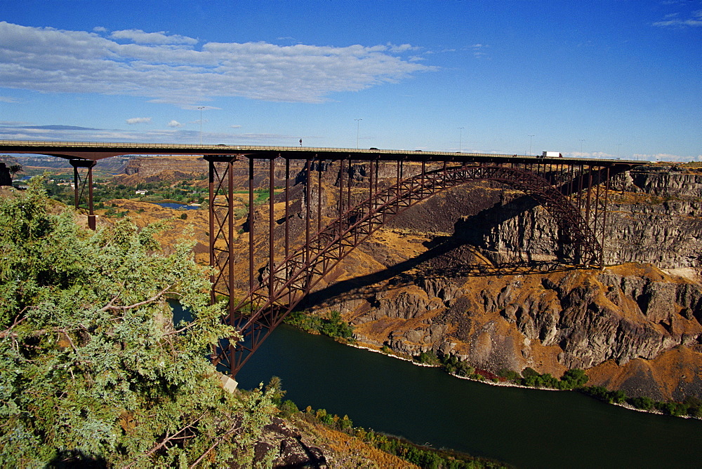 Perrine Bridge, Snake River Gorge, Twin Falls, Idaho, United States of America, North America