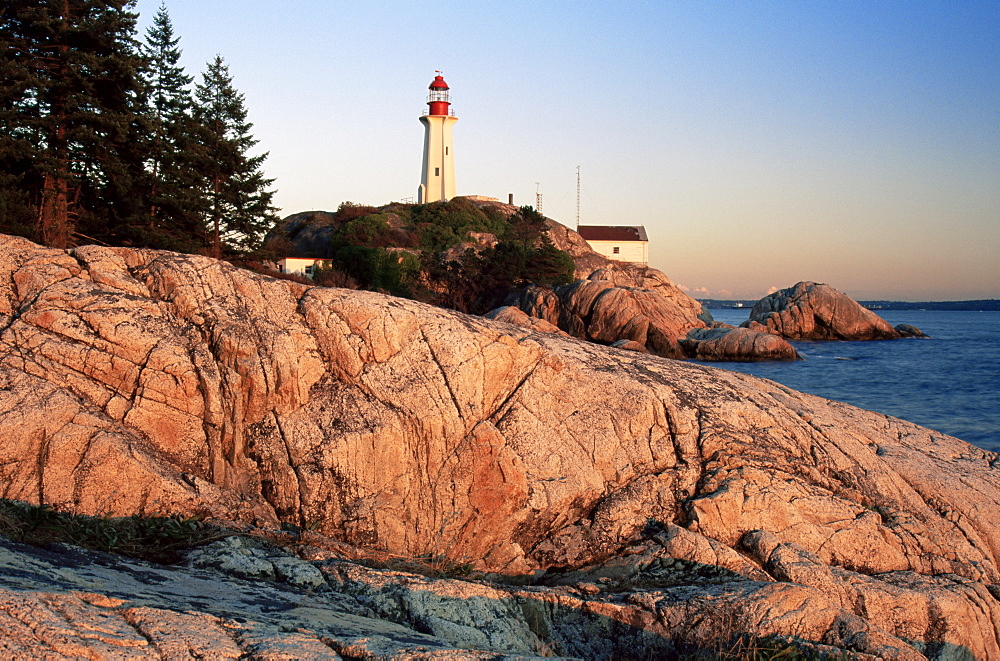 Atkinson lighthouse, west Vancouver, British Columbia, Canada, North America