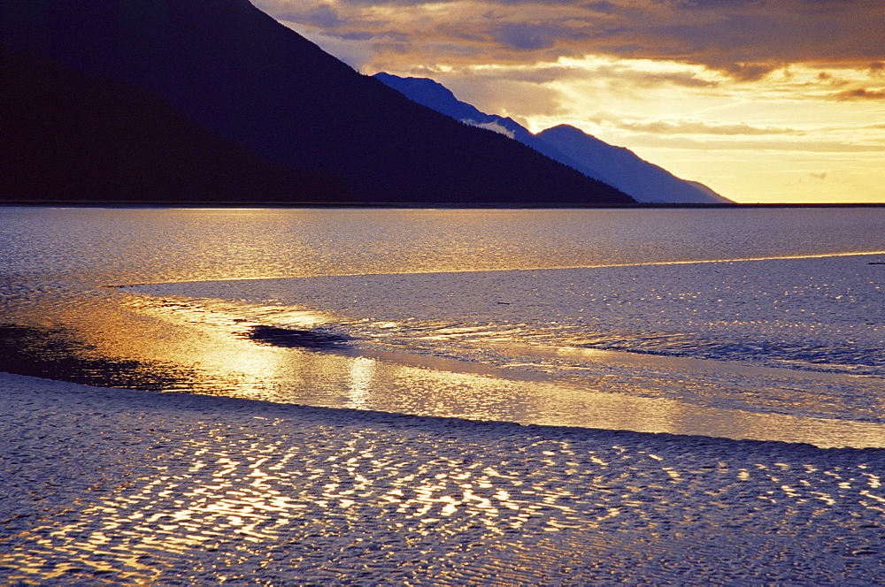 Low tide, Turnagain Arm, Cook Inlet, Seward Scenic Highway, Alaska, United States of America, North America