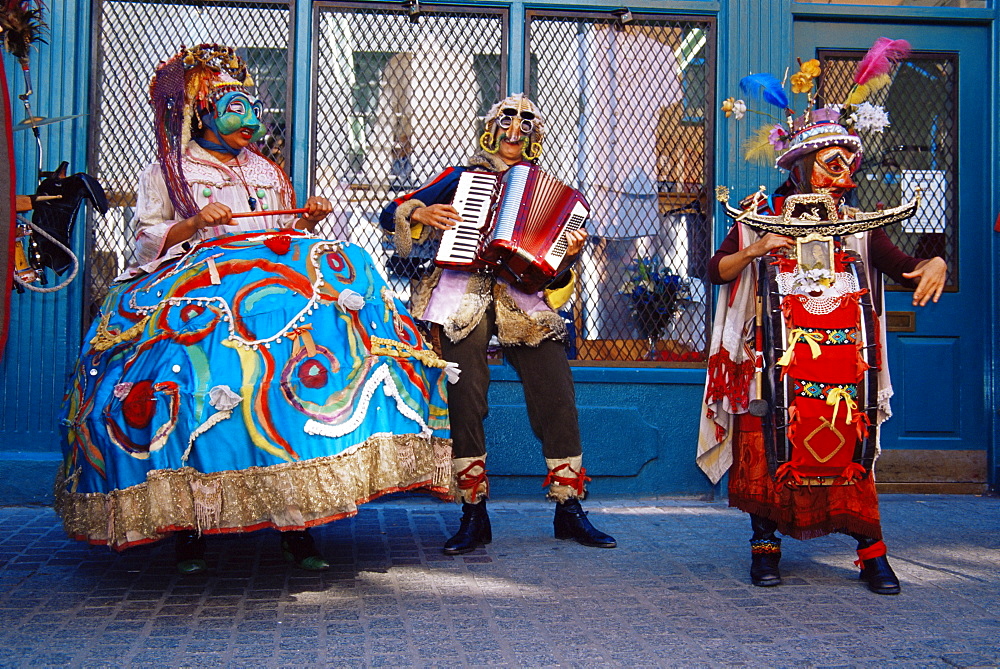 Teatro due Mondi, annual Spraoi Street Festival, City of Waterford, County Waterford, Munster, Republic of Ireland, Europe