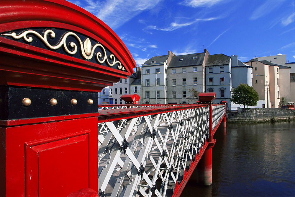 Foot bridge over the River Lee, City of Cork, County Cork, Munster, Republic of Ireland, Europe