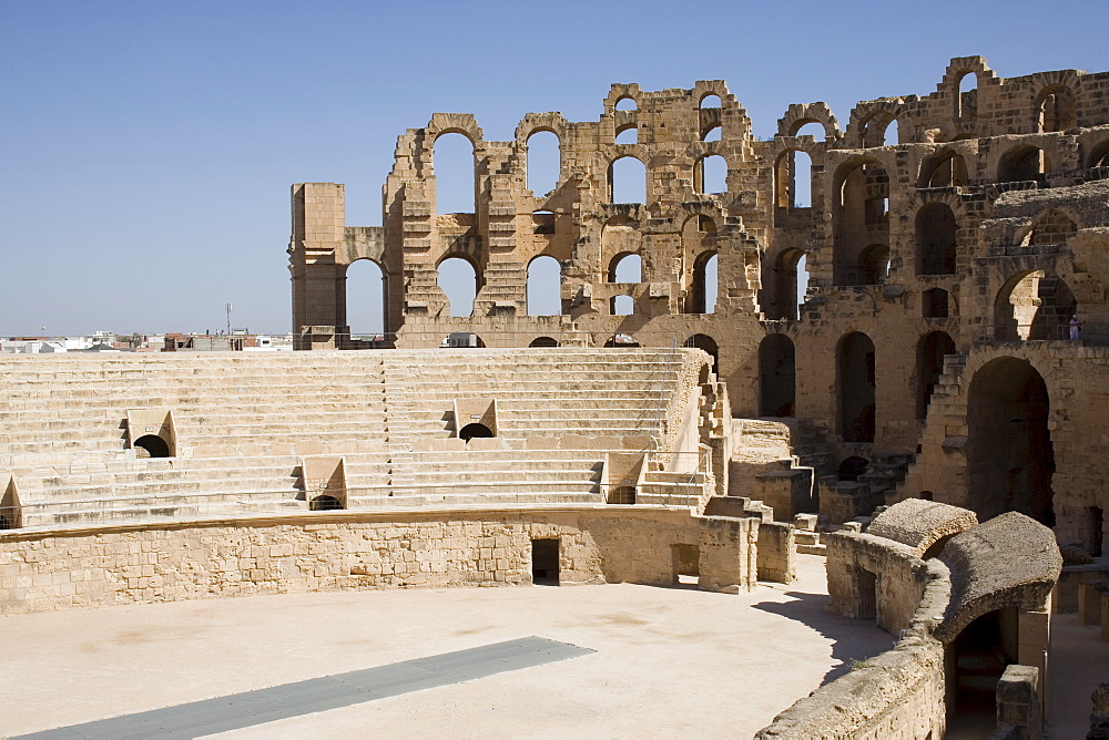 Amphitheatre, El Jem (El Djem), UNESCO World Heritage Site, Tunisia, North Africa, Africa