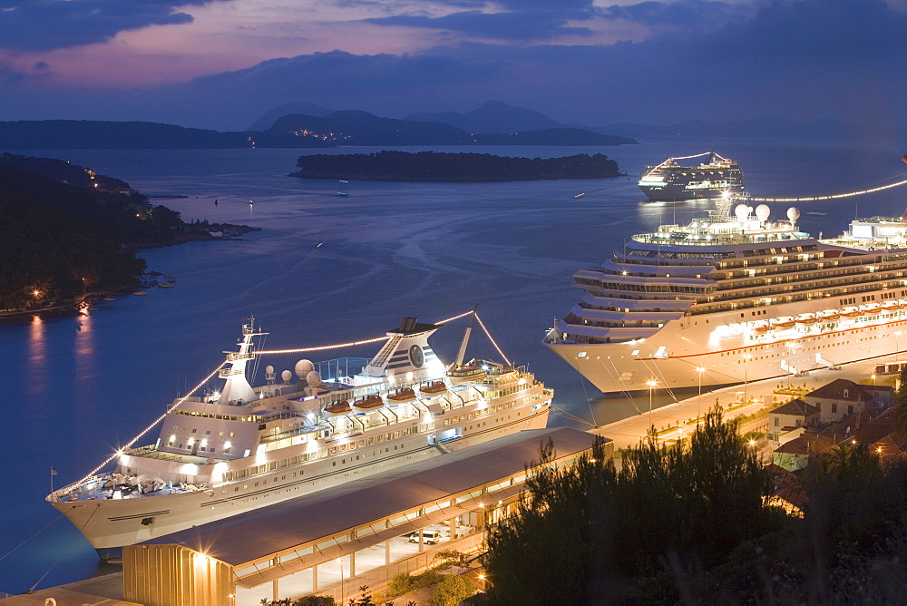 Cruise ships in port, Dubrovnik, Dalmatia, Croatia, Adriatic, Europe