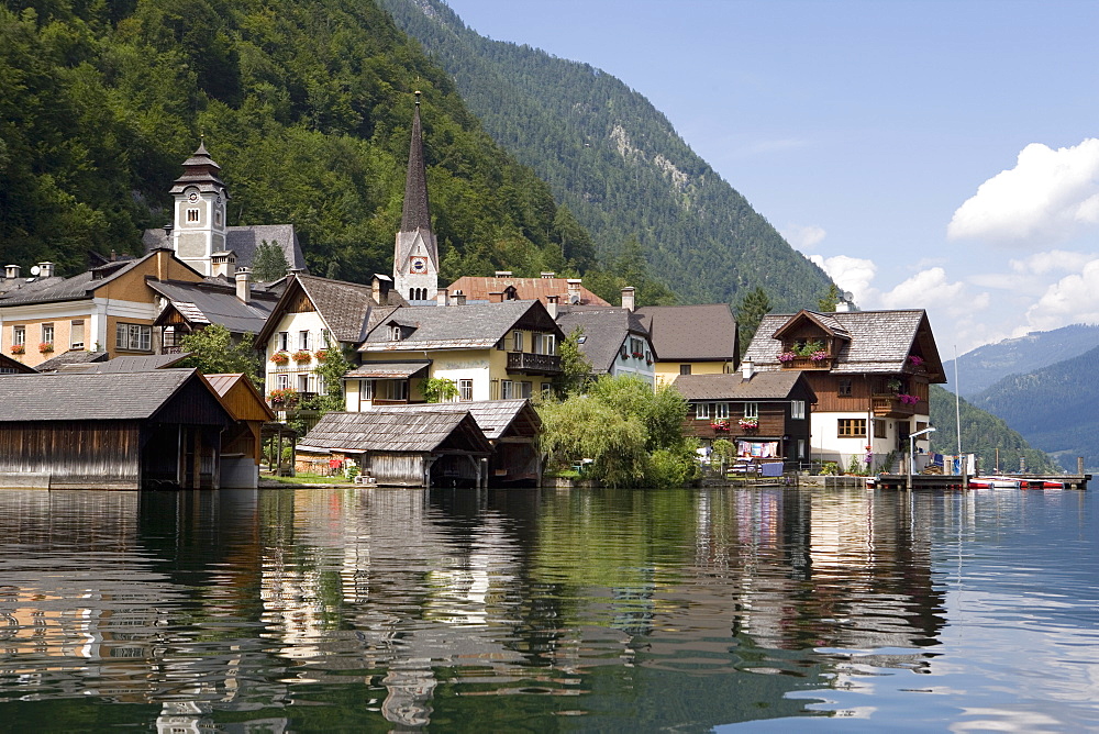 Town of Hallstatt, Christuskirche spire, UNESCO World Heritage Site, Hallstatter See, Salzkammergut, Austria, Europe