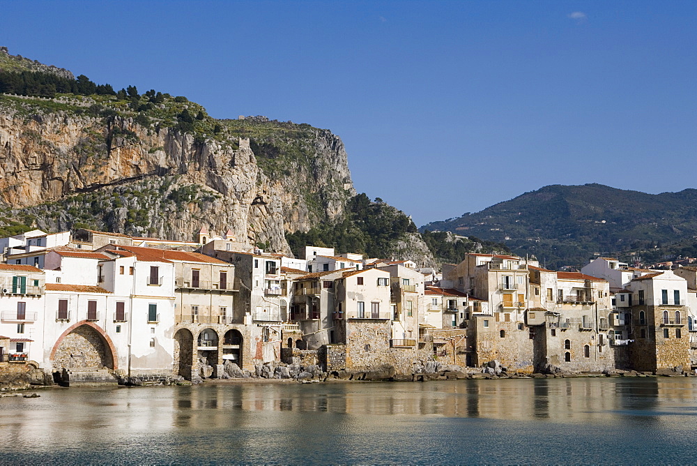 Fishermens houses, Cefalu, Sicily, Italy, Europe