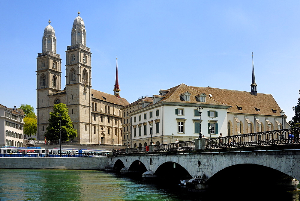 Grossmunster church and Munster bridge over the River Limmat, Zurich, Switzerland, Europe