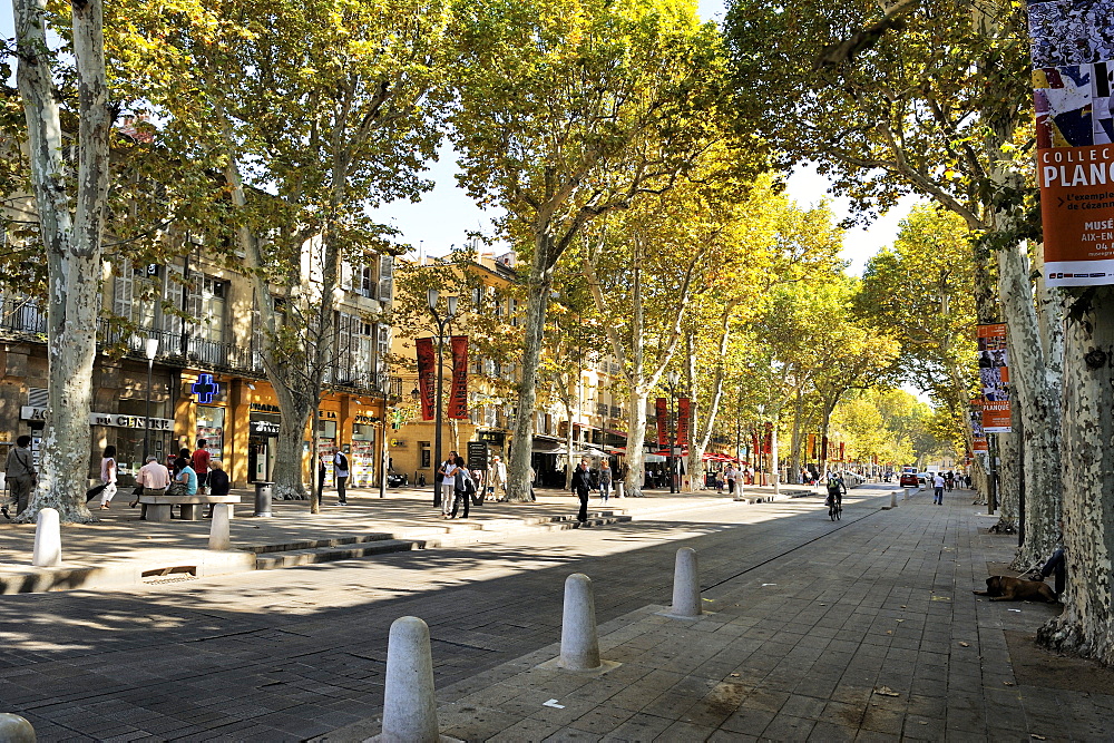 Cours Mirabeau and Rue Paul Doumer, Aix-en-Provence, Bouches-du-Rhone, Provence, France, Europe