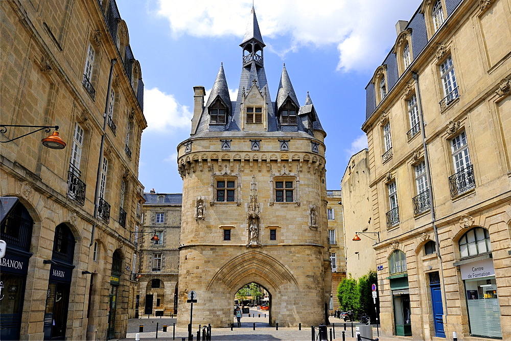 Porte Cailhau, Bordeaux, UNESCO World Heritage Site, Gironde, Aquitaine, France, Europe