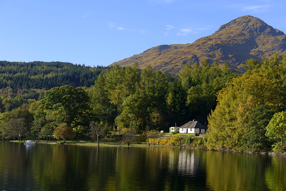 Waterside cottage, Inveruglas, Loch Lomond, Stirling, Scotland, United Kingdom, Europe 