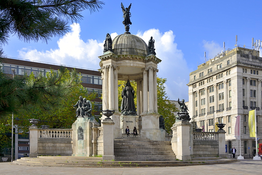 Queen Victoria Monument, Derby Square, Liverpool, Merseyside, England, United Kingdom, Europe