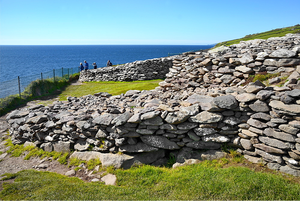 Dunbeg Promontory Fort, Slea Head Drive, Dingle Peninsula, Wild Atlantic Way, County Kerry, Munster, Republic of Ireland, Europe