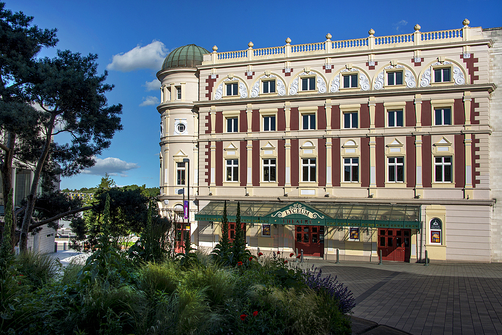 The Grade II Listed Lyceum Theatre, opened dating from 1897, renovated 1990, Tudor Square, Heart of the City Quarter, Sheffield, Yorkshire, England