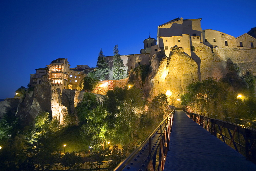 Pedestrian bridge, Cuenca, Castilla-La Mancha, Spain, Europe