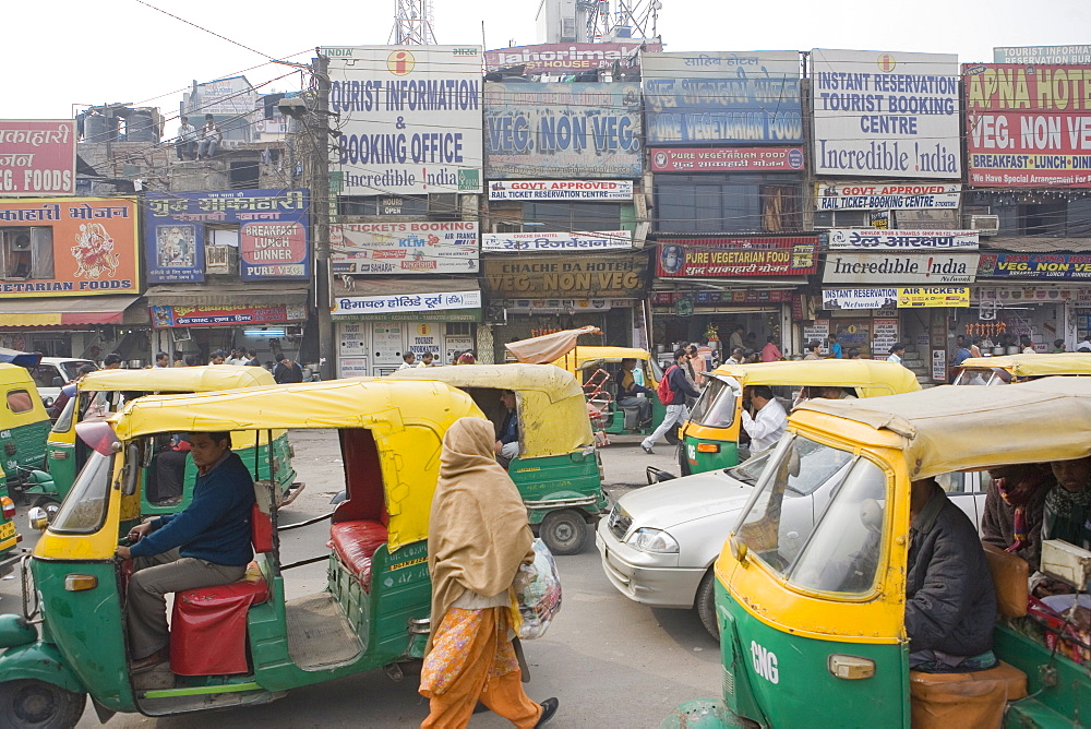 Rickshaws in front of New Delhi railway station, Delhi, India, Asia