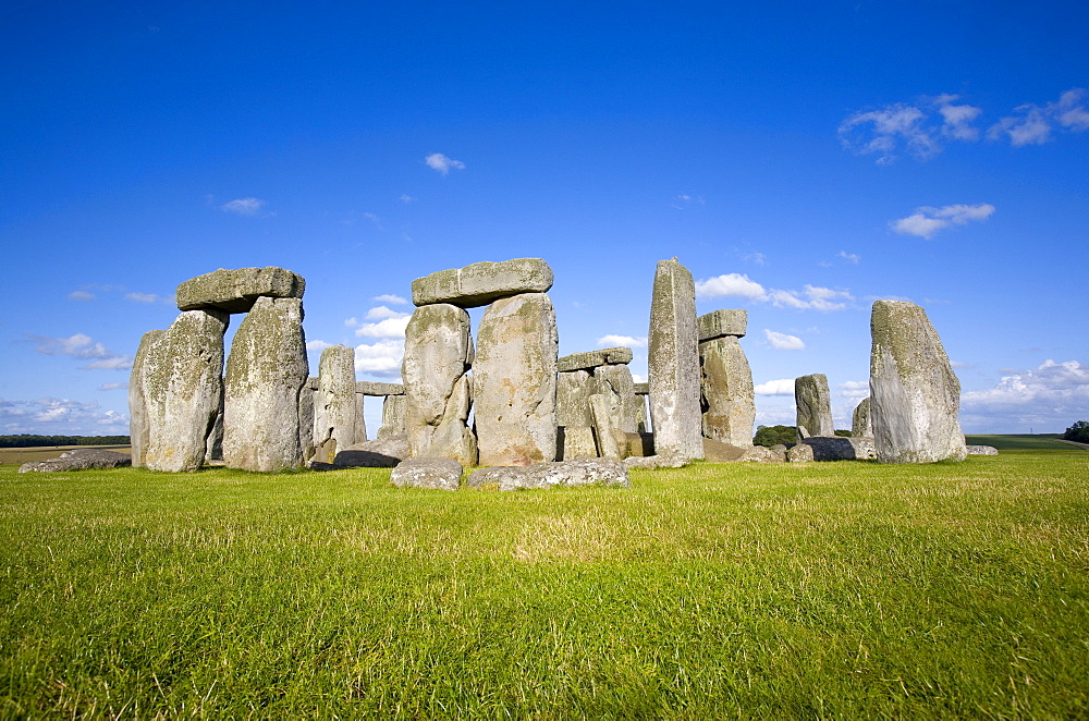 Stonehenge, UNESCO World Heritage Site, Salisbury Plain, Wiltshire, England, United Kingdom, Europe