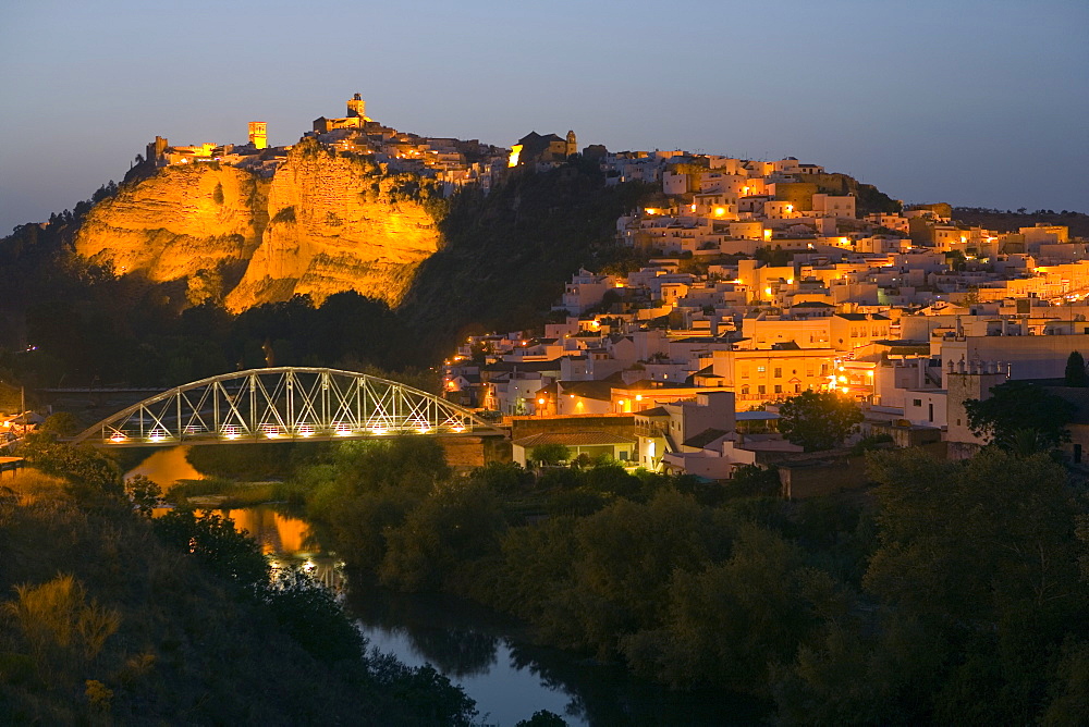 Arcos de la Frontera, one of the white villages, Andalucia, Spain, Europe