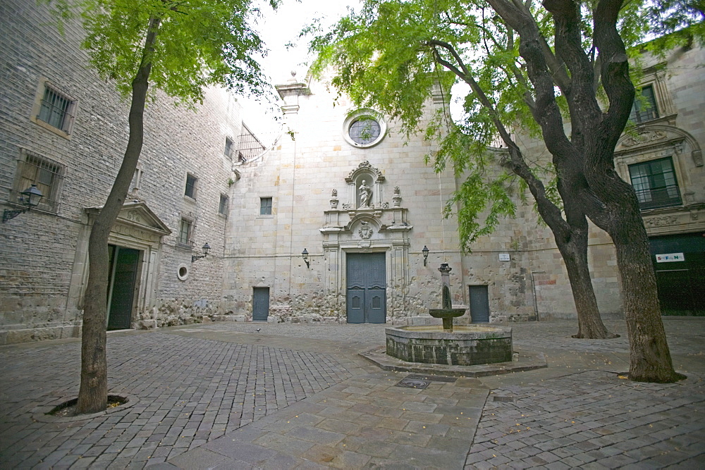 Sant Felip Neri Square, Civil War signs, Gothic Quarter, Barcelona, Catalonia, Spain, Europe