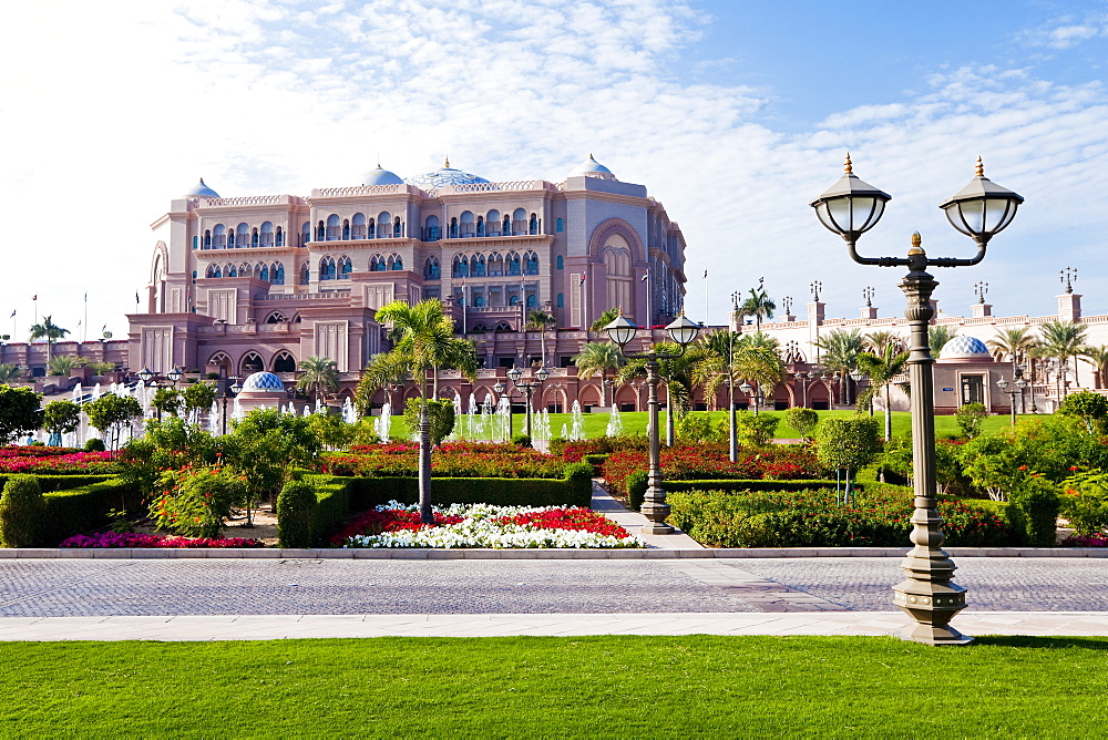 Emirates Palace Hotel, Abu Dhabi, United Arab Emirates, Middle East