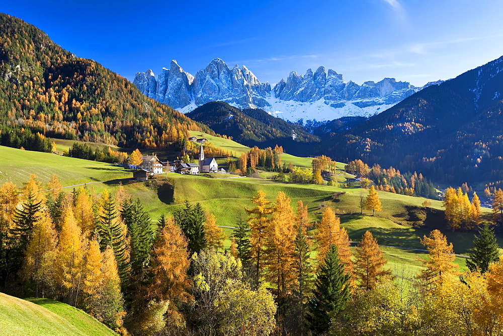 Mountains of the Geisler Gruppe/Geislerspitzen, Dolomites, Trentino-Alto Adige, Italy, Europe