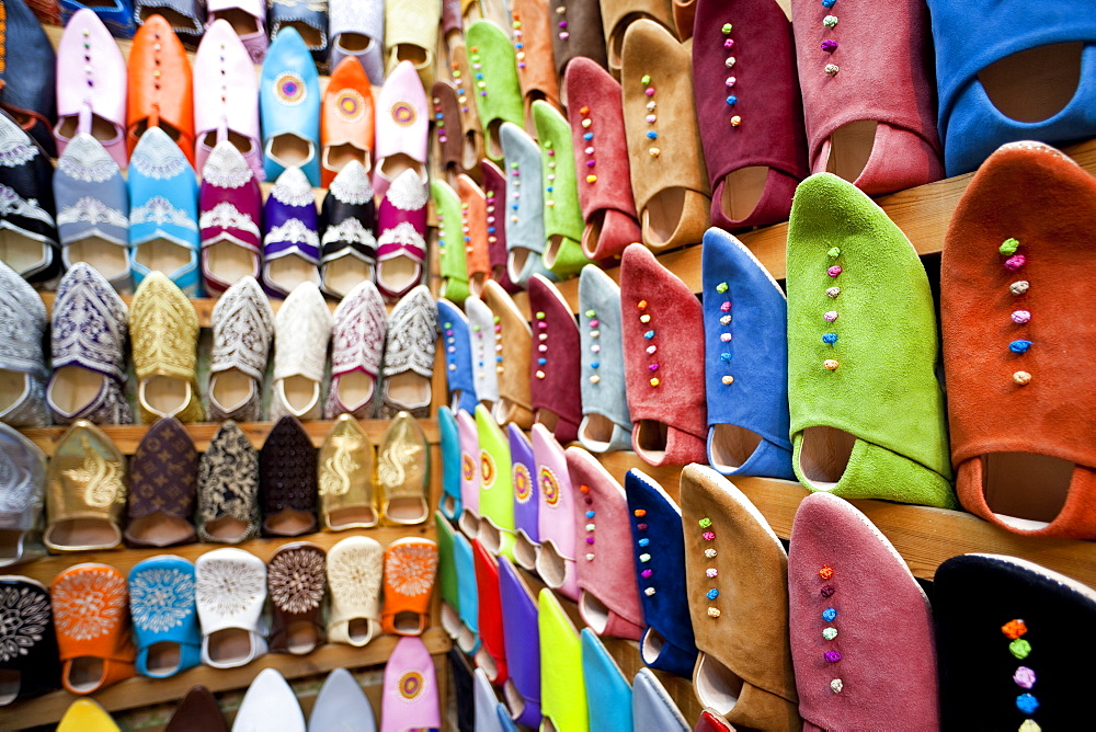 Soft leather Moroccan slippers in the Souk, Medina, Marrakesh, Morocco, North Africa, Africa