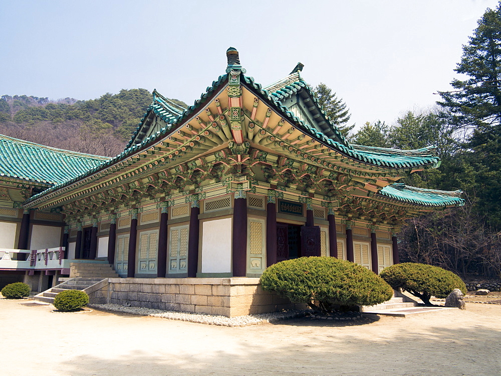 Pohyon Buddhist Temple, (Pohyon-sa), Myohyangsan, Democratic People's Republic of Korea (DPRK), North Korea, Asia