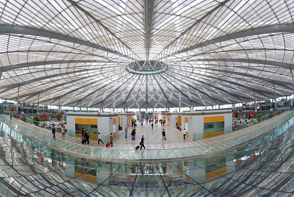 Interior of circular concourse and roof of the spectacular new Shanghai South Railway Station in 2007, Shanghai, China, Asia