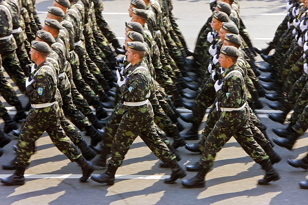 Annual Independence Day parade along Khreshchatyk Street and Maidan Nezalezhnosti (Independence Square), Kiev, Ukraine, Europe