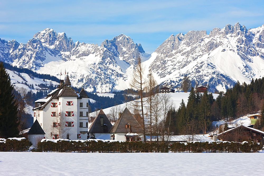 Kitzbuhel and the Wilder Kaiser mountain range, Tirol, Austrian Alps, Austria, Europe
