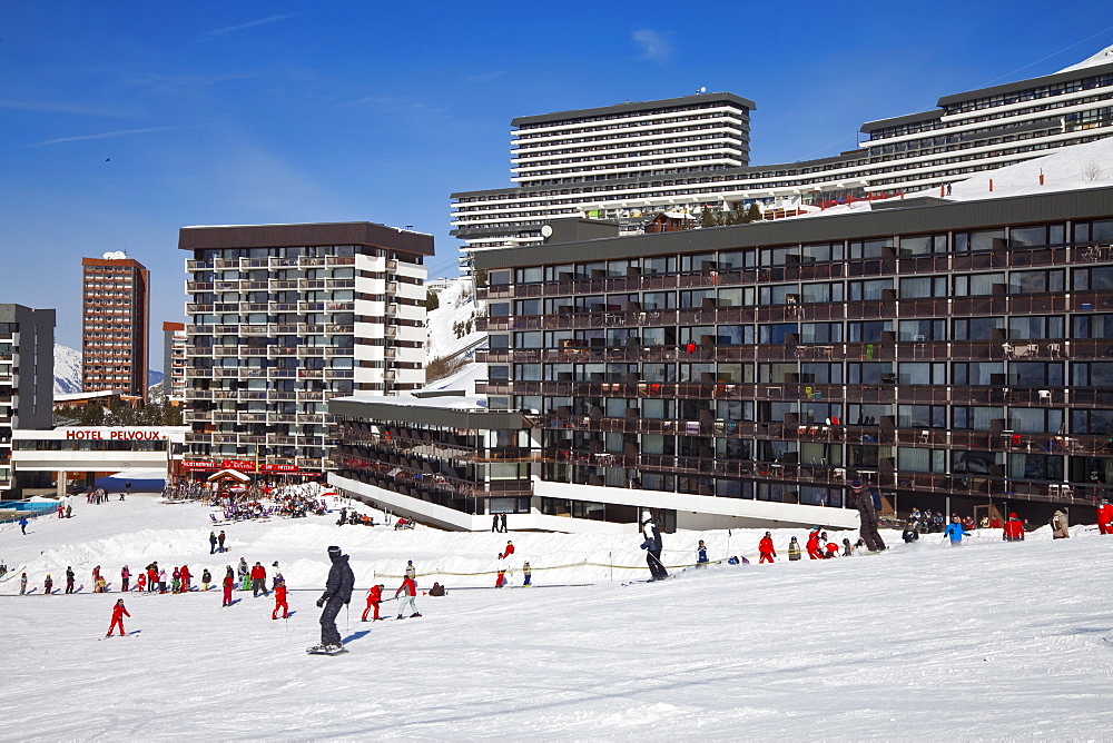 Les Menuires ski resort, 1800m, in the Three Valleys (Les Trois Vallees), Savoie, French Alps, France, Europe