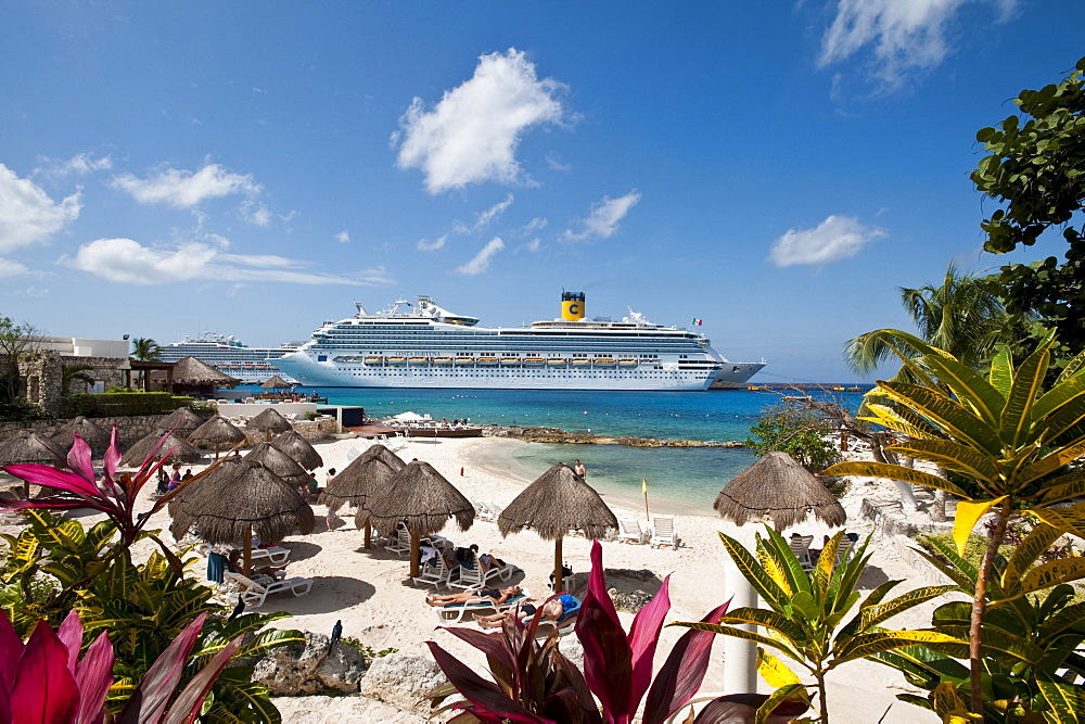 Beach at Park Royal Hotel, Isla de Cozumel (Cozumel Island), Cozumel, off the Yucatan, Quintana Roo, Mexico, North America