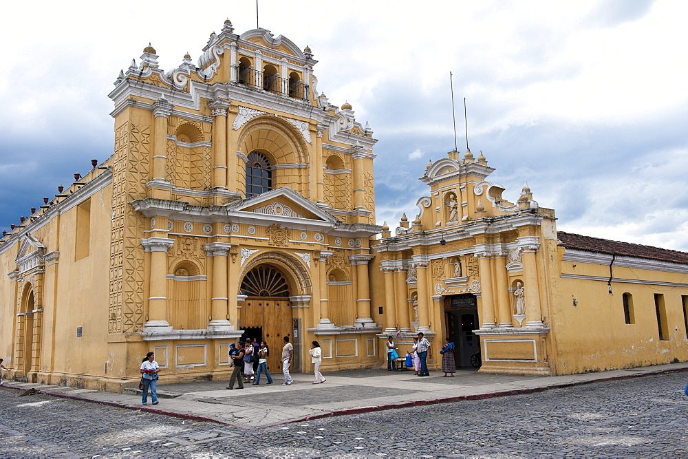 Iglesia San Pedro (Church of Saint Peter), Antigua, UNESCO World Heritage Site, Guatemala, Central America