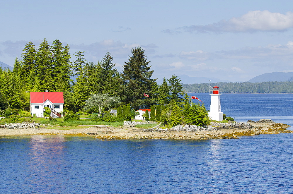 Dryad Point Lightstation, Bella Bella, Inside Passage, British Columbia, Canada, North America 